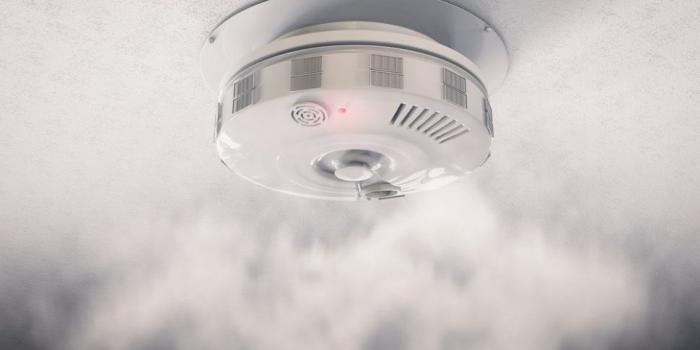 ARE THE SMOKE DETECTORS IN YOUR HOME WORKING AND IN THE CORRECT PLACE?